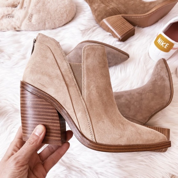 Vince Camuto Gradina Bootie - Picture 1 of 8